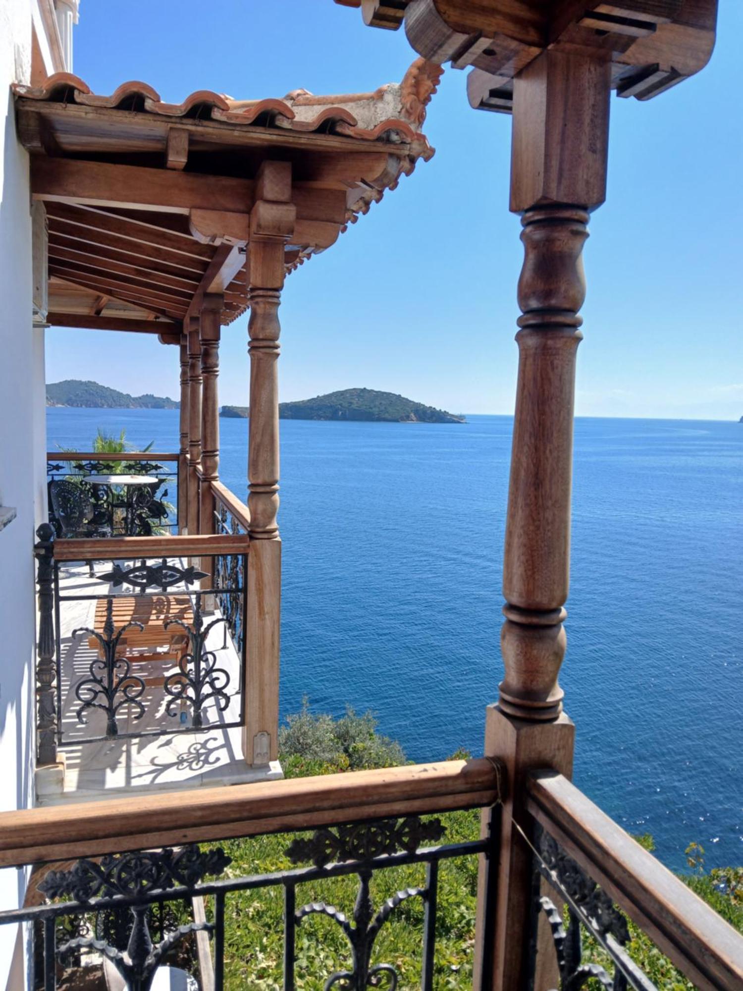 Hotel Villa Orsa Skiathos Town Exterior photo