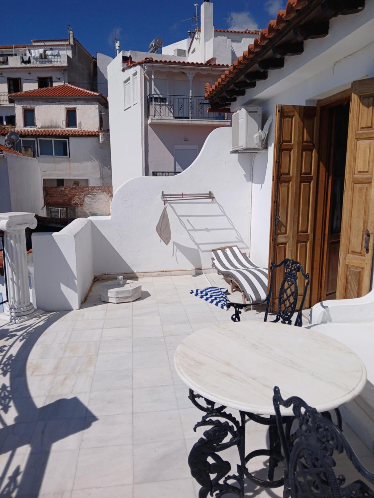 Hotel Villa Orsa Skiathos Town Exterior photo
