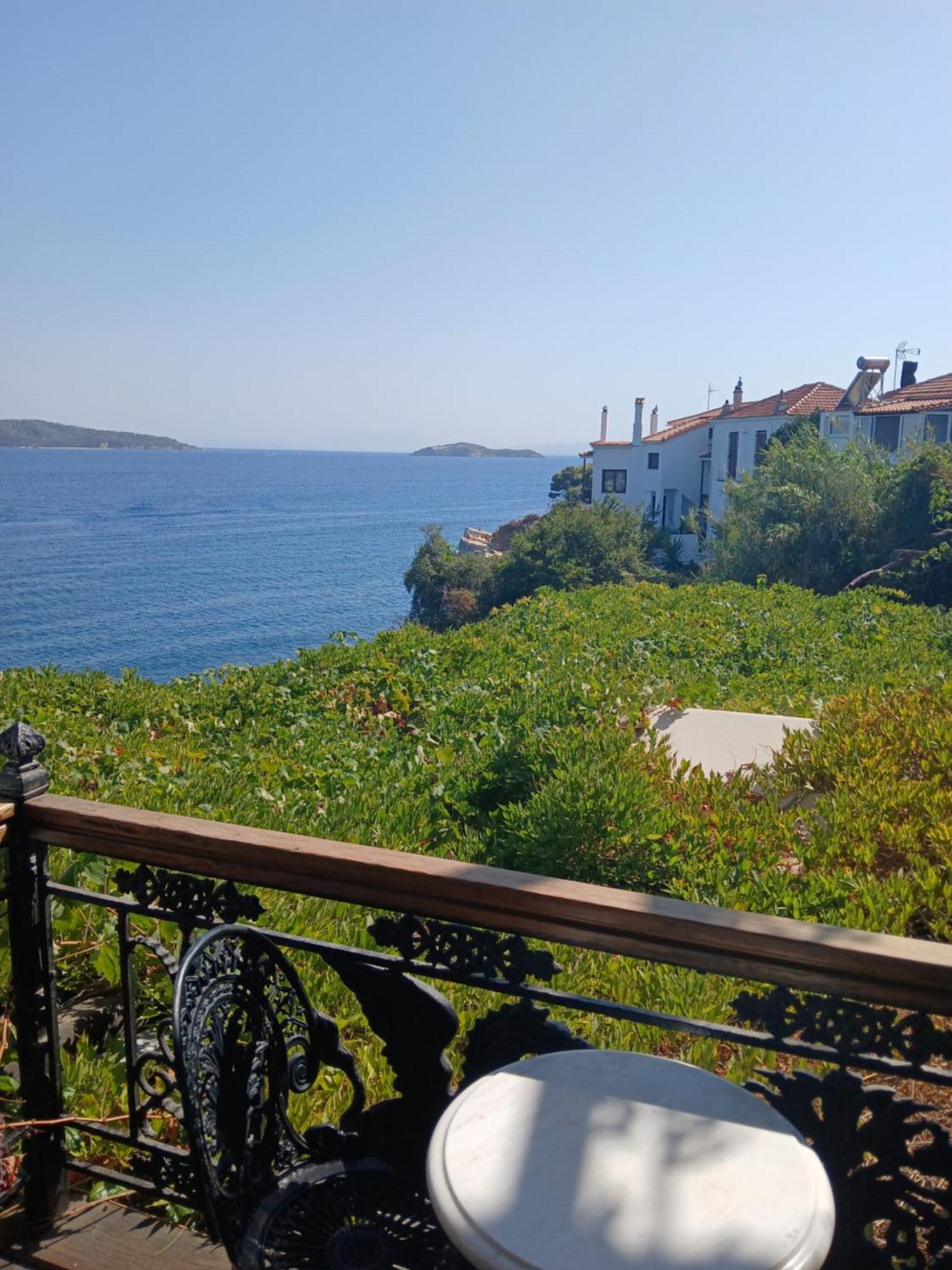 Hotel Villa Orsa Skiathos Town Exterior photo