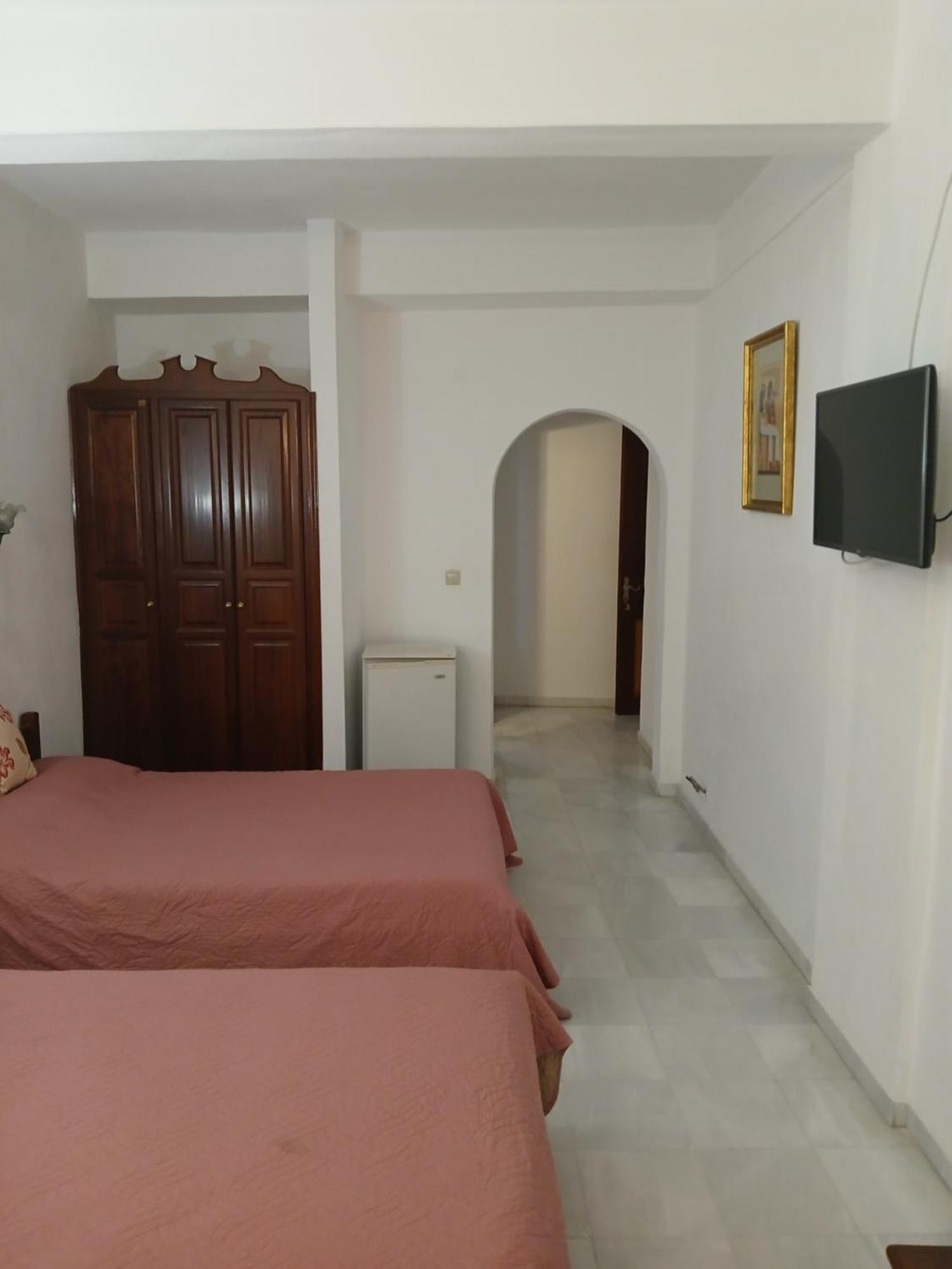 Hotel Villa Orsa Skiathos Town Exterior photo