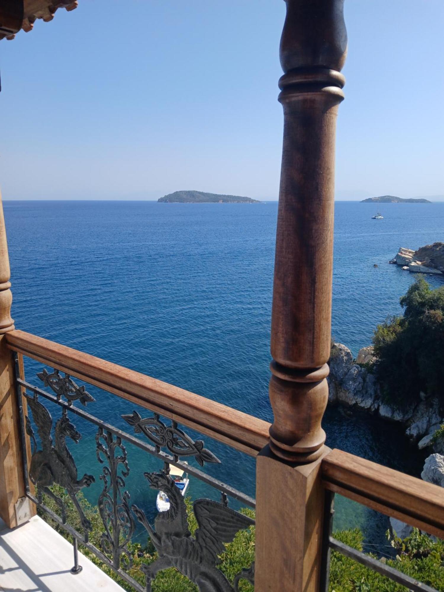 Hotel Villa Orsa Skiathos Town Exterior photo
