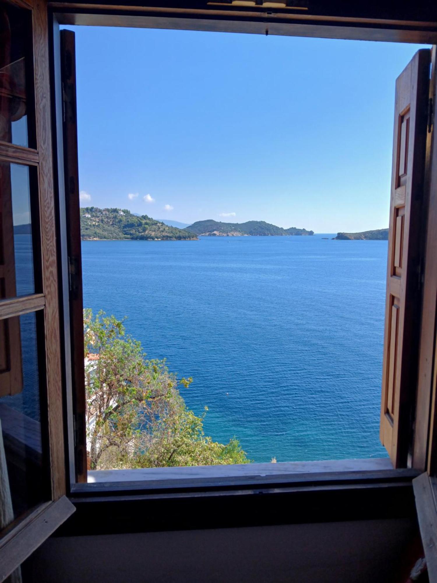 Hotel Villa Orsa Skiathos Town Exterior photo