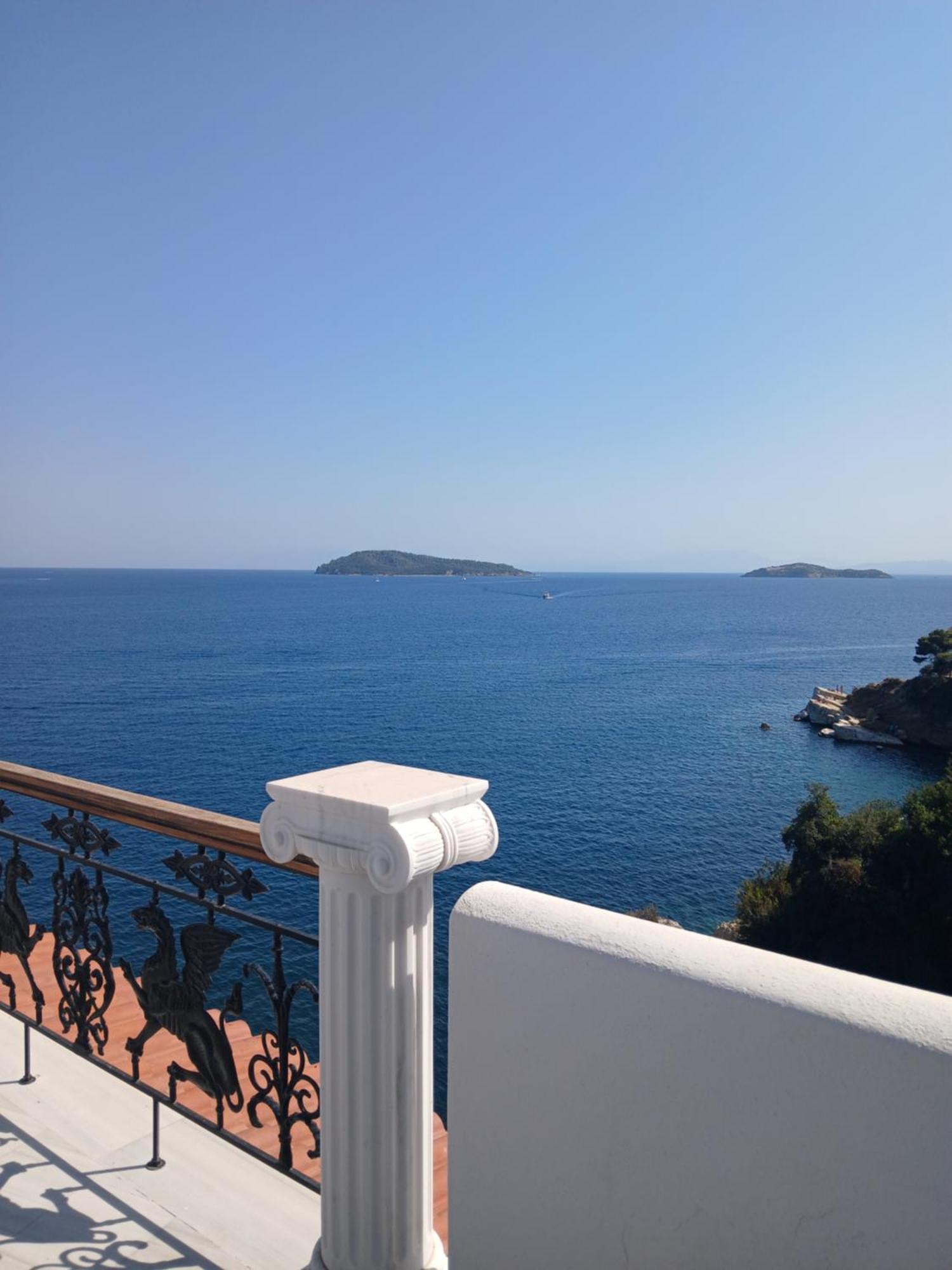 Hotel Villa Orsa Skiathos Town Exterior photo